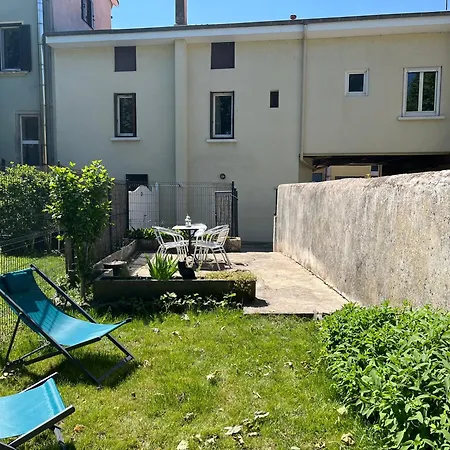 Le Mariniers Casa de Férias Les Roches-de-Condrieu